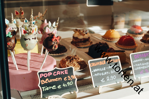 09.cake-pops-theke